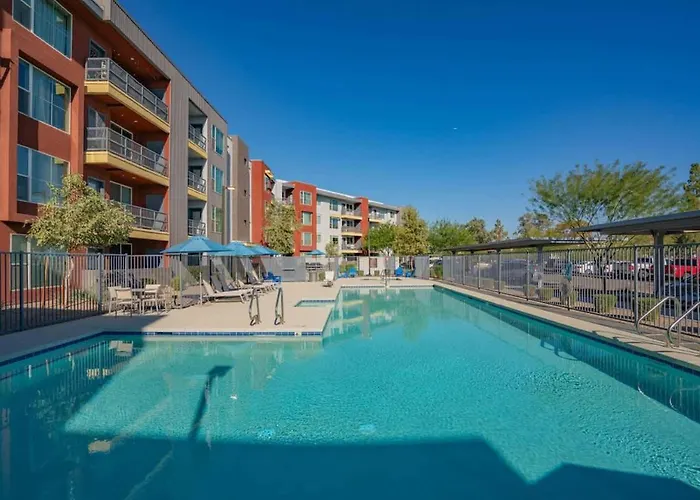 Apartment Modern 2bd - Gym, Pool, Parking, W-d - Sleeps 8 Tempe