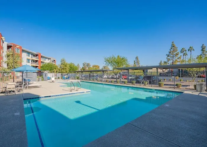 Apartment Modern 2bd - Gym, Pool, Parking, W-d - Sleeps 8 Tempe